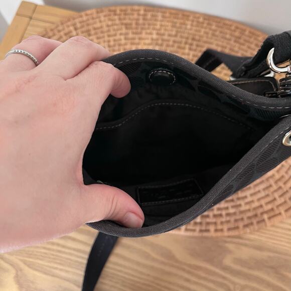 Fossil Signature Classic Print Black Crossbody Purse Canvas y2K - Picture 8 of 9